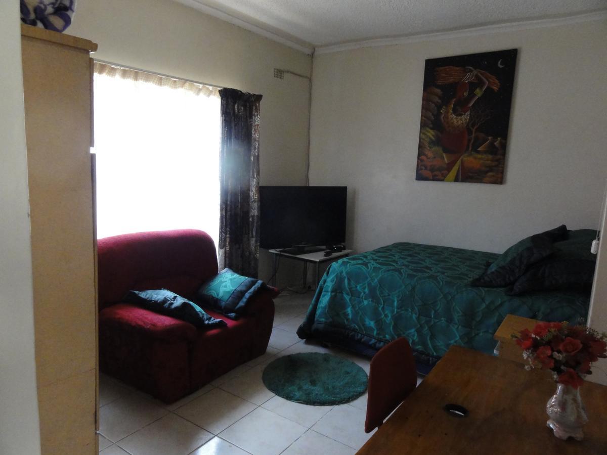 مبيت وإفطار Simba Harare Affordable Accomodation المظهر الخارجي الصورة